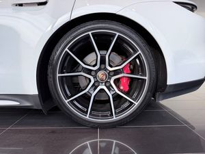 Porsche Taycan bild 9