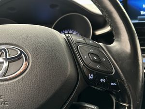 Toyota C-HR bild 21