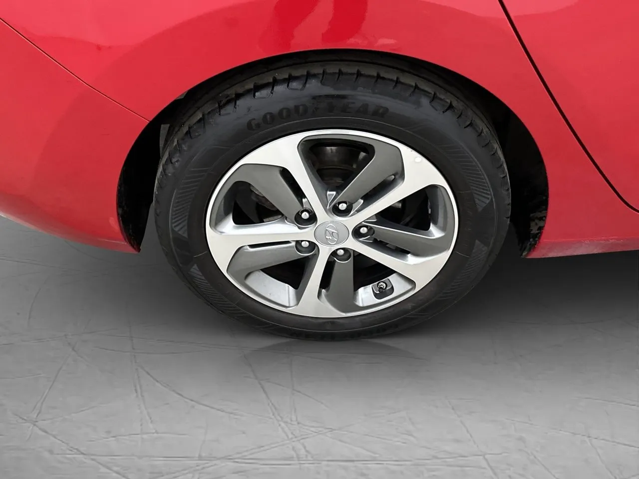 Vehicle image 30