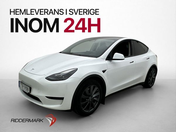 Tesla Model Y Standard Range RWD 299hk Adp-fart Drag Pano - 2023