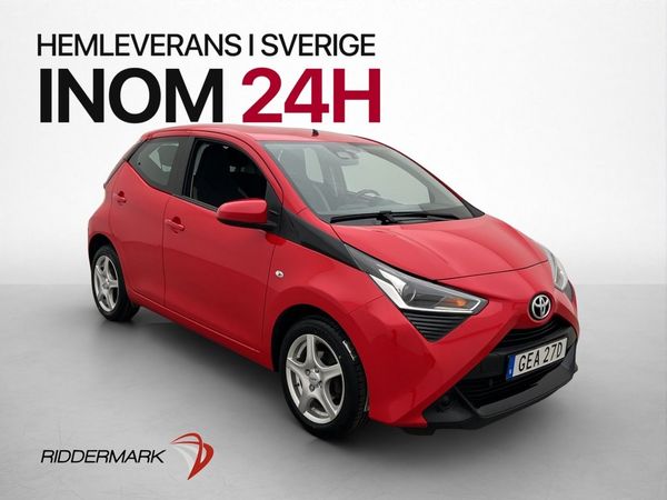 Toyota Aygo 1.0 X-PLAY Endast 0,38l/mil Kamera 360kr skatt - 2021