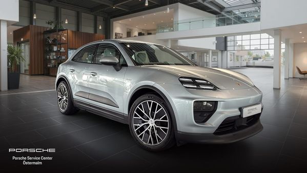 Porsche Macan 4 - 2025