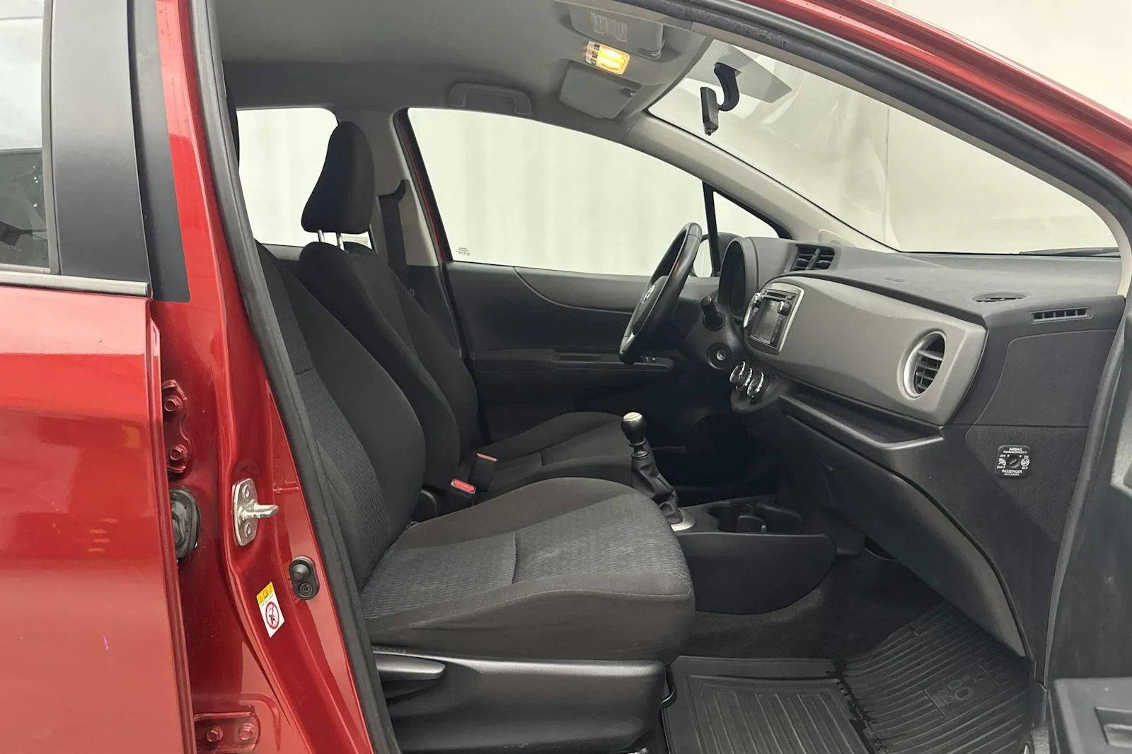 Vehicle image 6