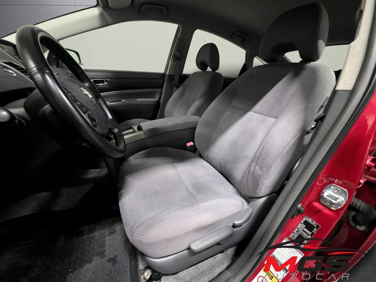 Vehicle image 14