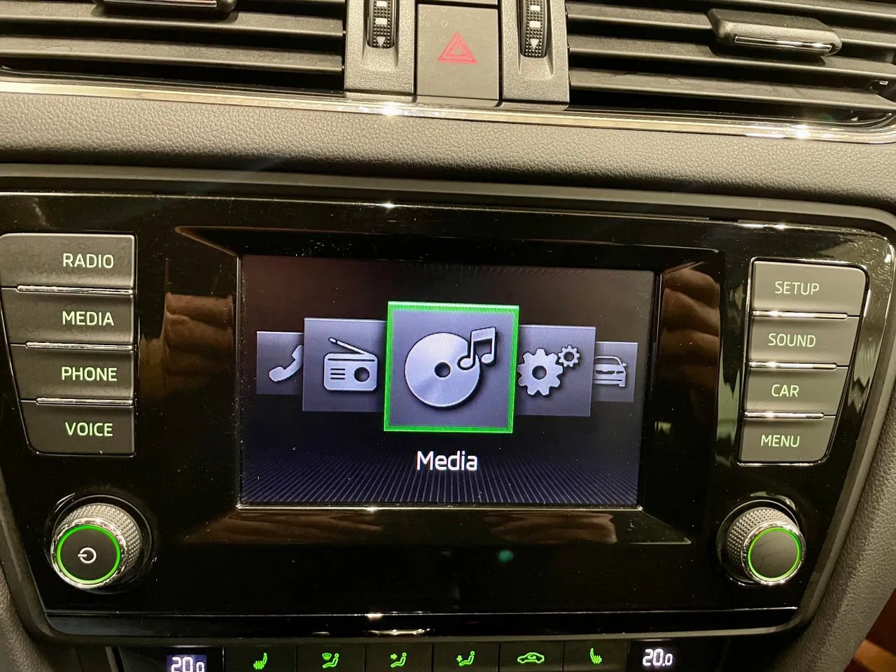 Vehicle image 14