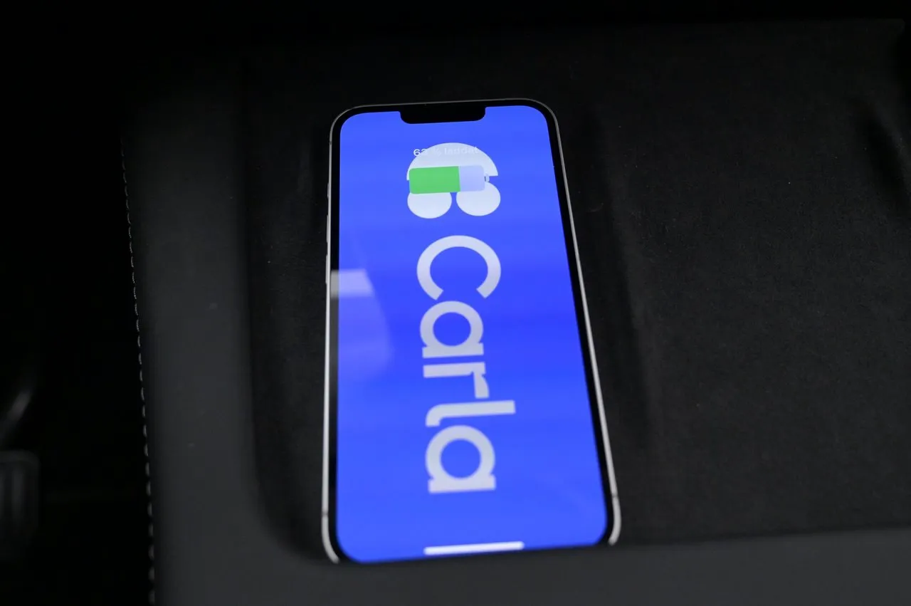 Vehicle image 22