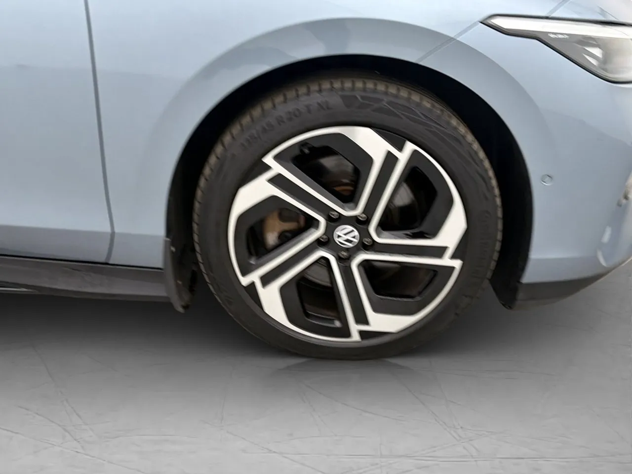 Vehicle image 36