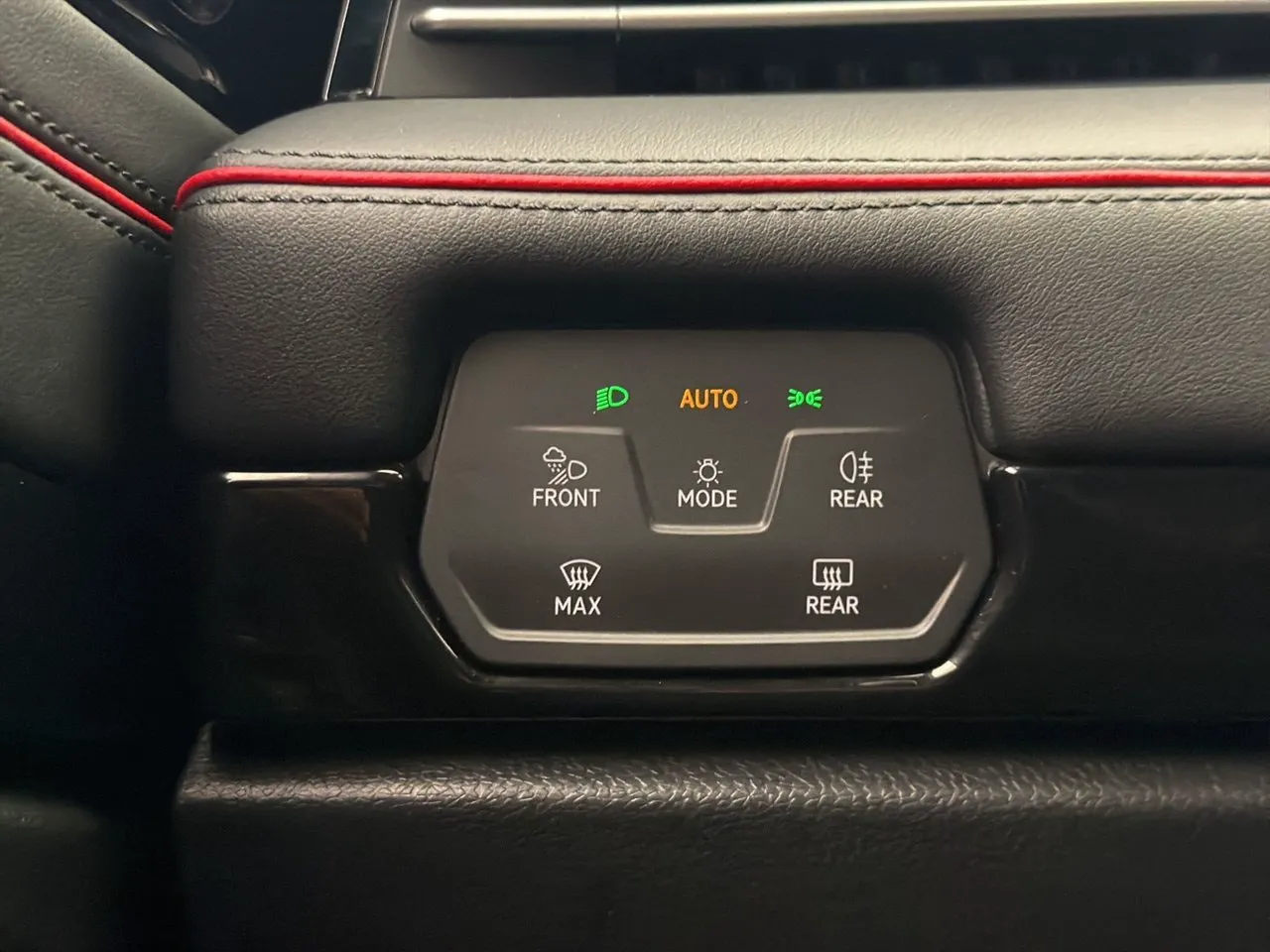 Vehicle image 30