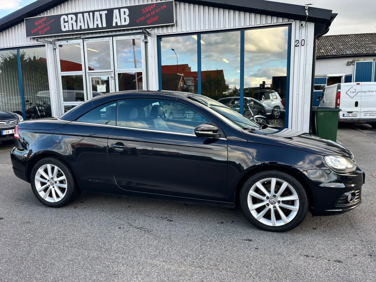 Vehicle image 9