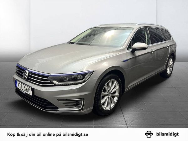 Volkswagen Passat Variant GTE 1.4 TSI Komfort&Design Drag Kamera Cockpit - 2016