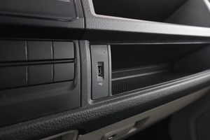 Volkswagen Caravelle bild 25