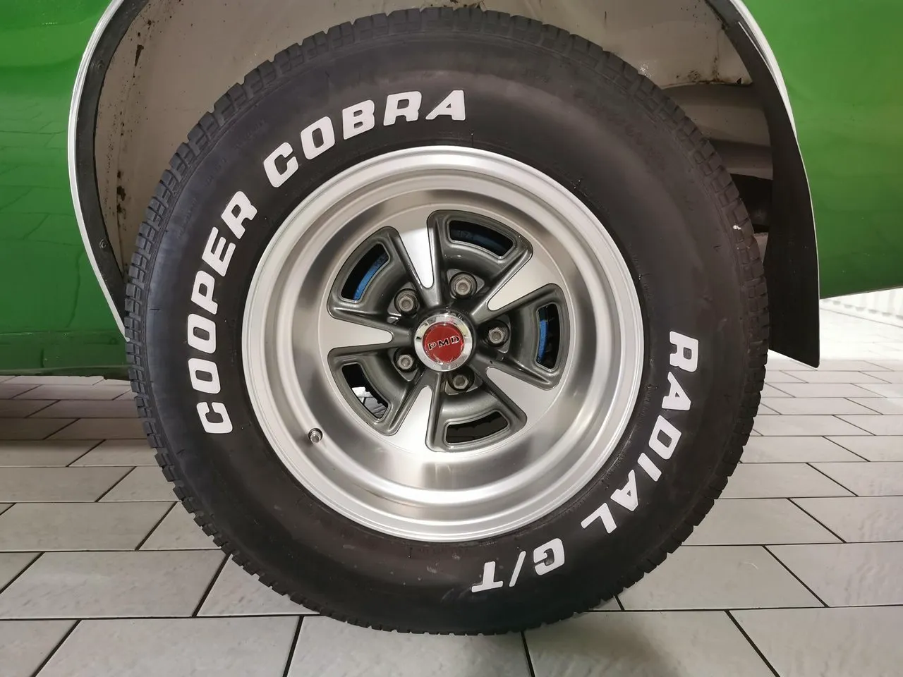 Vehicle image 18