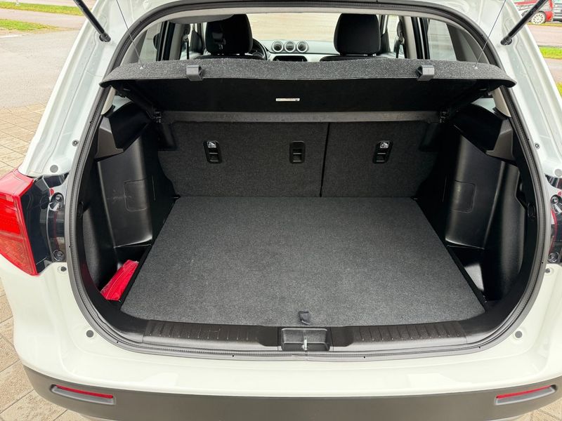 Suzuki Vitara bild 7