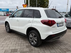 Suzuki Vitara bild 6