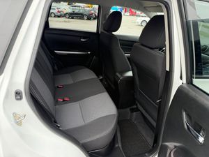 Suzuki Vitara bild 9