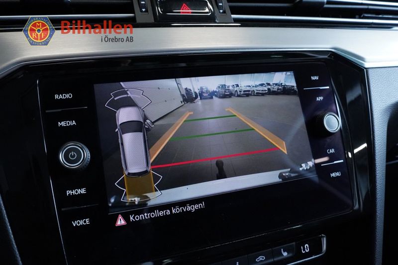 Volkswagen Passat bild 10