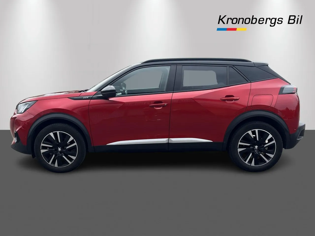 Vehicle image 3