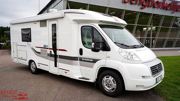 Adria Coral S 670 SLT | Låga enkelsängar | ALDE - 2014