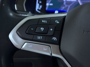 Volkswagen Passat bild 9