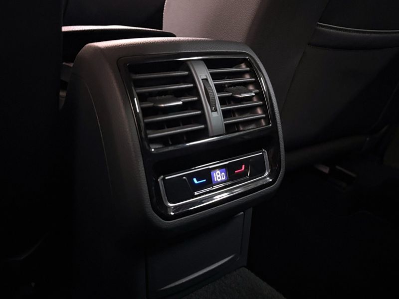 Volkswagen Passat bild 16