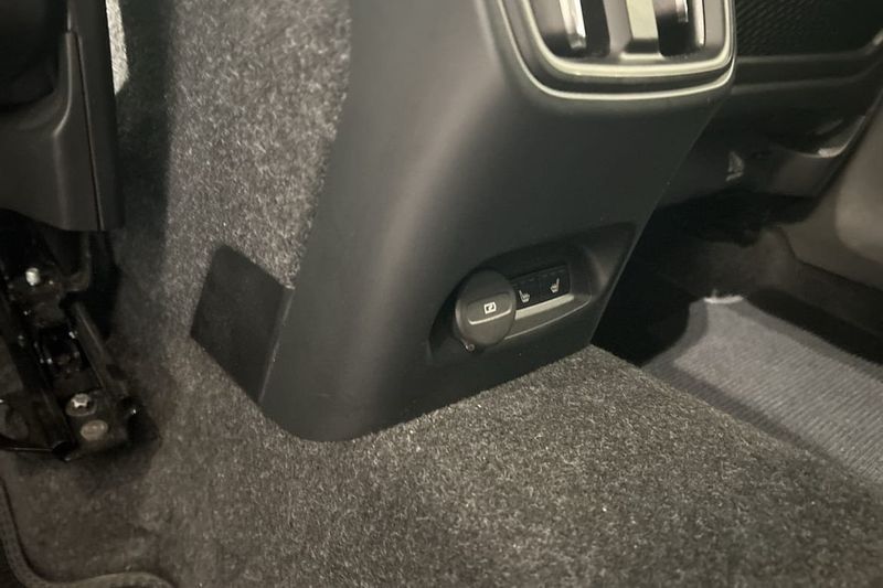 Volvo EX40 bild 19