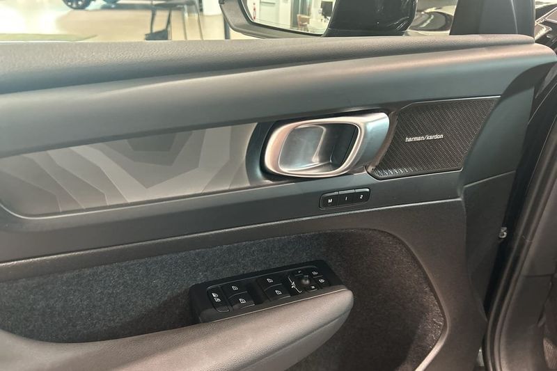 Volvo EX40 bild 23