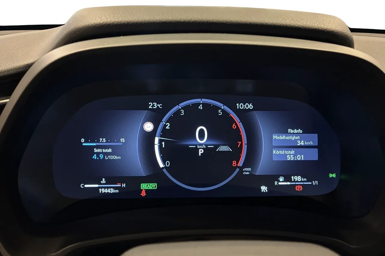 Vehicle image 11
