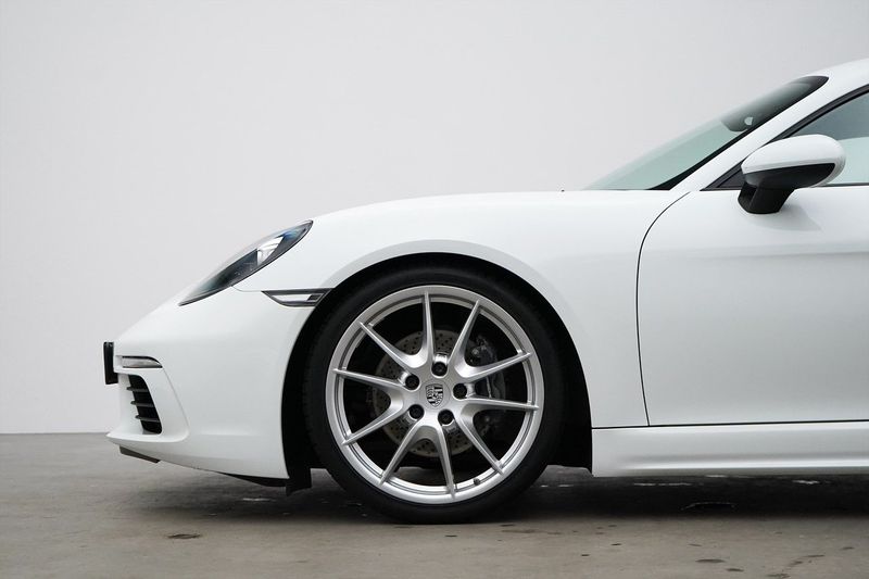 Porsche 718 bild 2