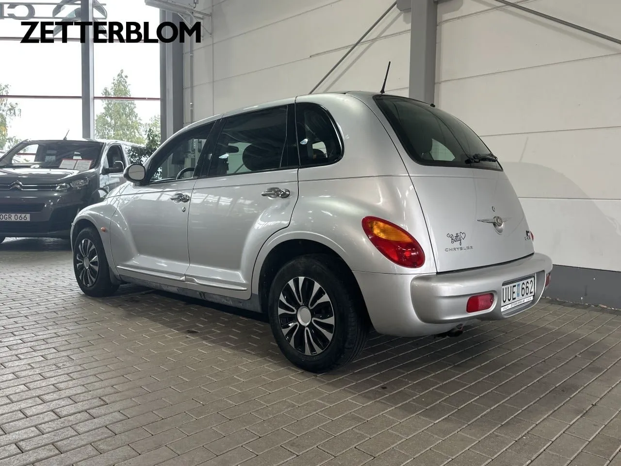 Vehicle image 2