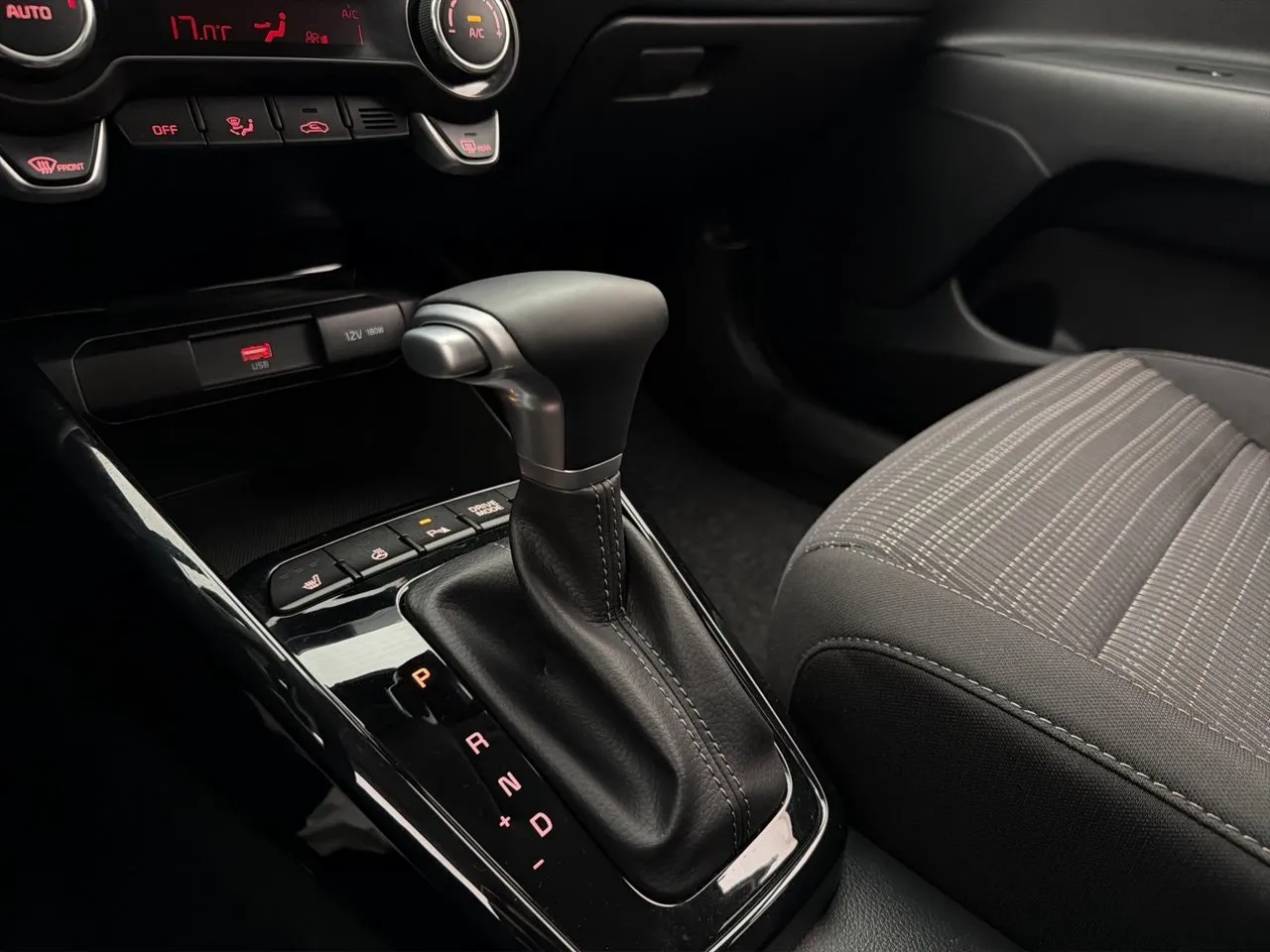 Vehicle image 23