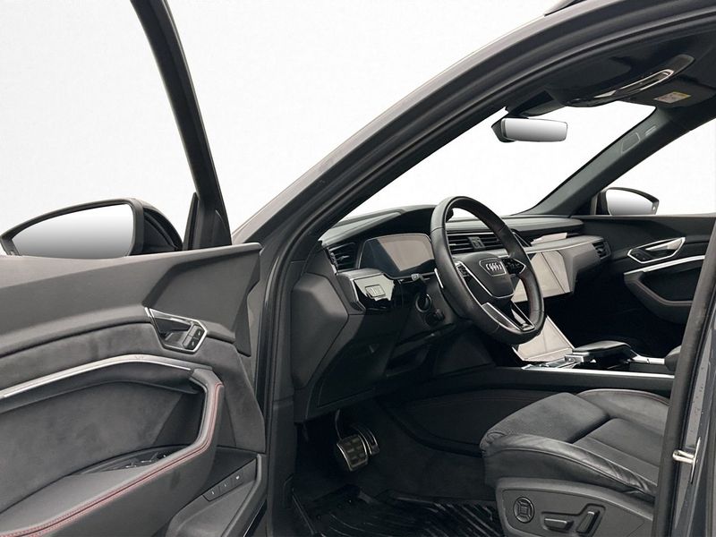 Audi Q8 e-tron bild 12