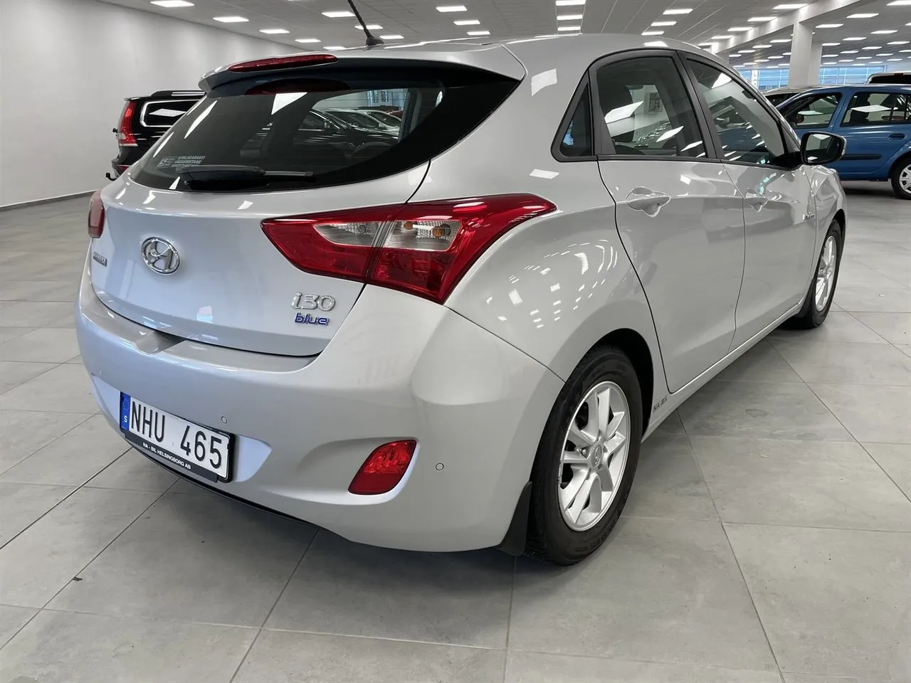 Vehicle image 2