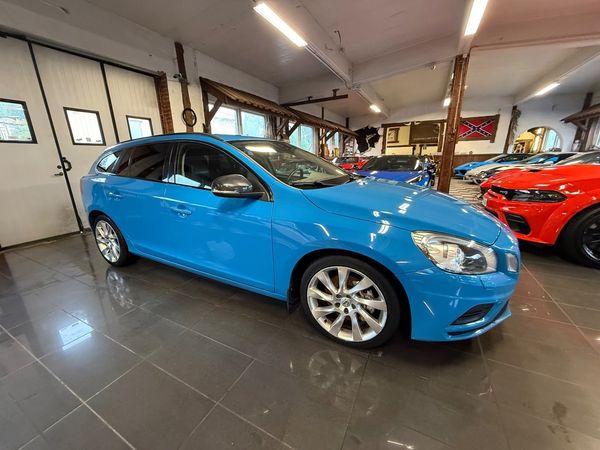 Volvo V60 D5 Geartronic R-Design Euro 5 Ev byte - 2013