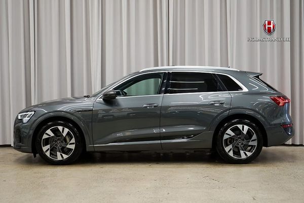 Audi Q8 e-tron 55 e-tron quattro S line Drag Pano B&O 3D Luftfj 4-zon - 2024