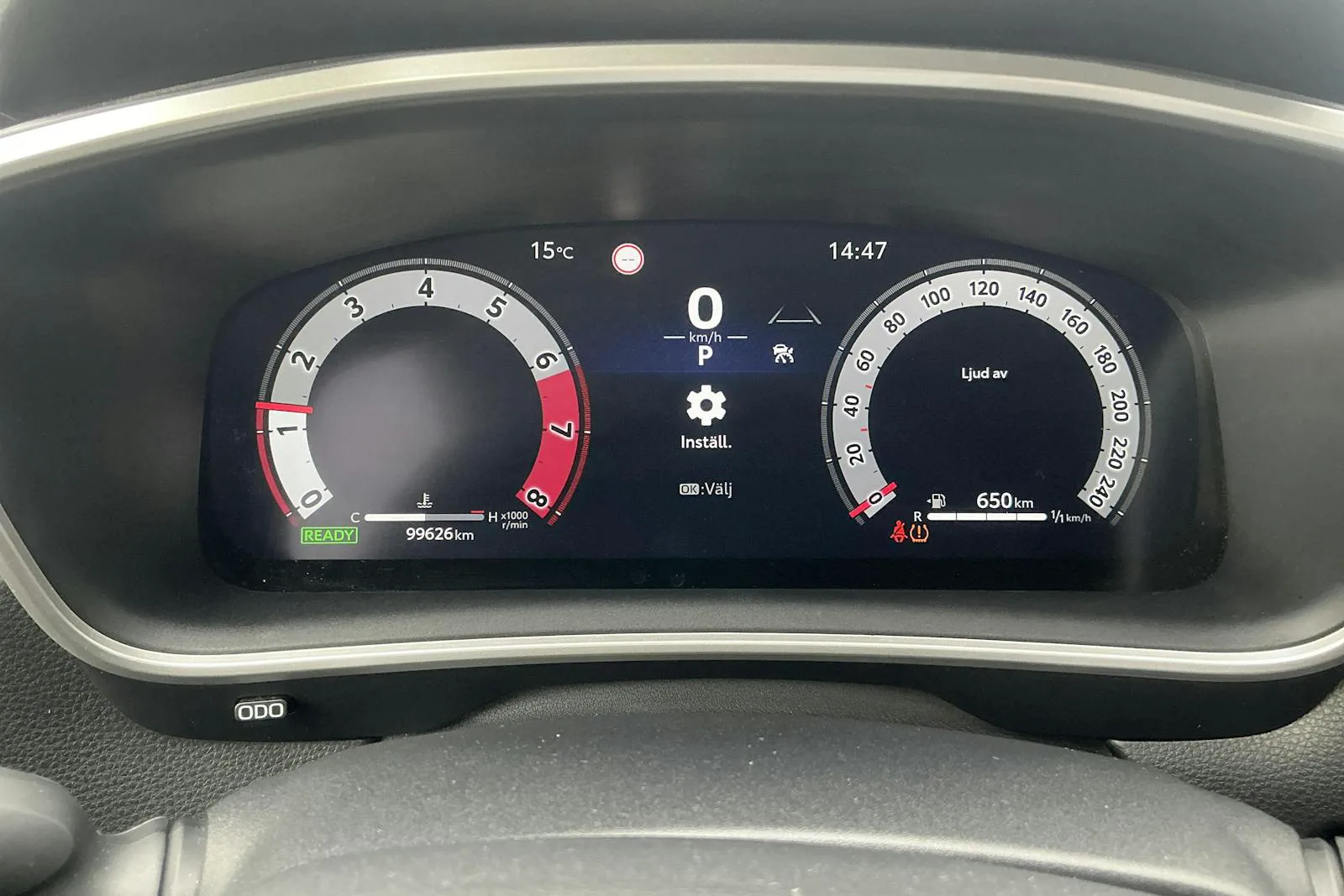 Vehicle image 9