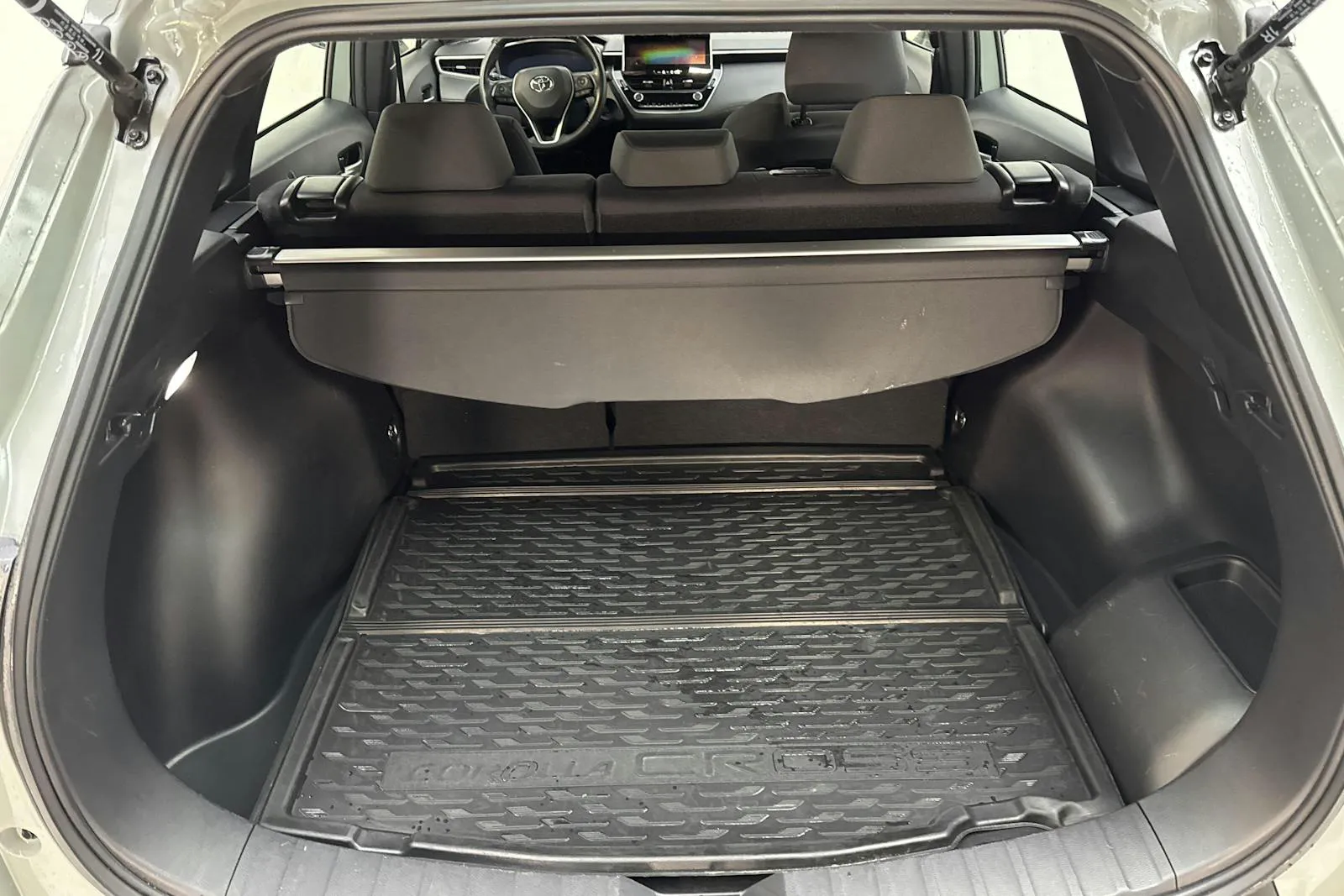 Vehicle image 8