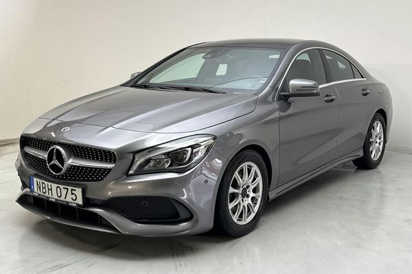 Mercedes CLA200 Coupé C117 (156hk) - 2018