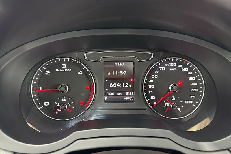 Audi Q3 bild 12