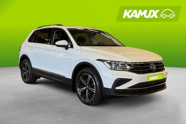 Volkswagen Tiguan 1.5 TSI 150hk Cockpit Drag Värmare Massage - 2024