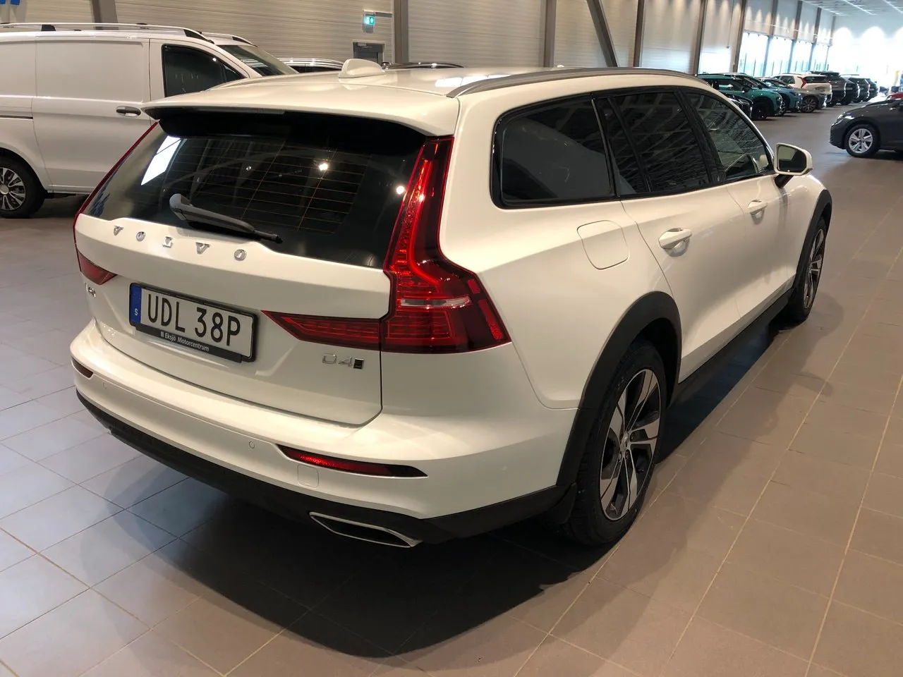 Vehicle image 2