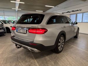 Mercedes E220 bild 3