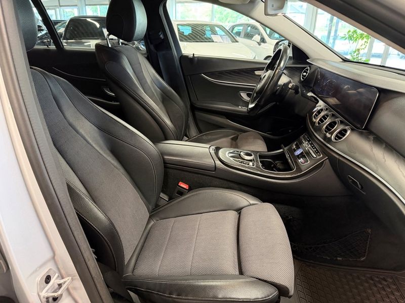 Mercedes E220 bild 9