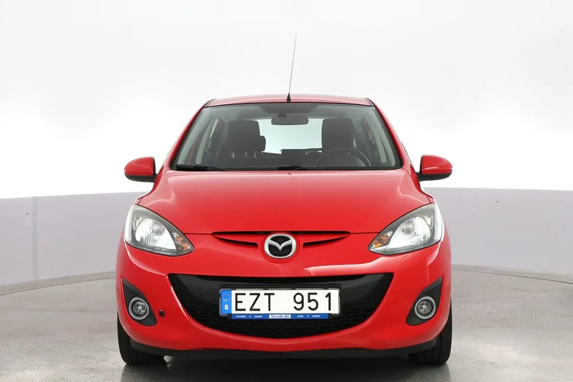 Vehicle image 7
