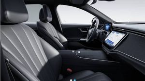Mercedes E300 bild 2