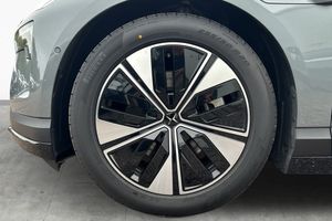 Polestar 4 bild 6