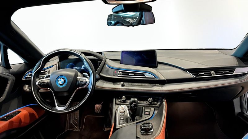 BMW i8 bild 4