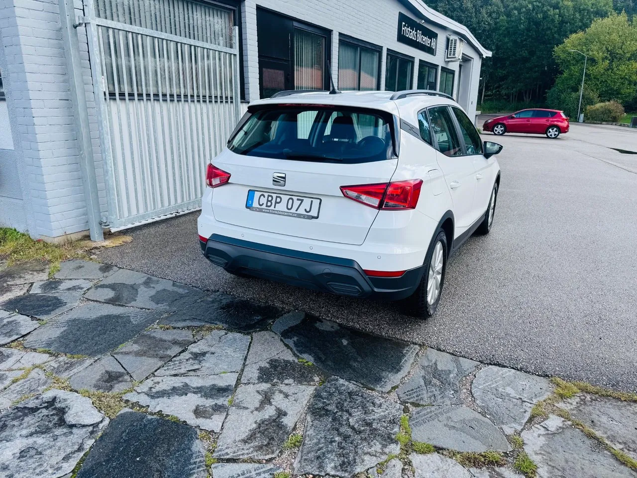 Vehicle image 2