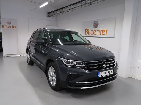 Volkswagen Tiguan eHybrid 1.4 TSI V-Däck ingår Cockpit-Drag-Kamera-CarPla - 2023