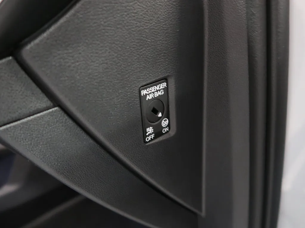 Vehicle image 45