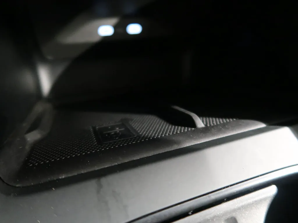 Vehicle image 39